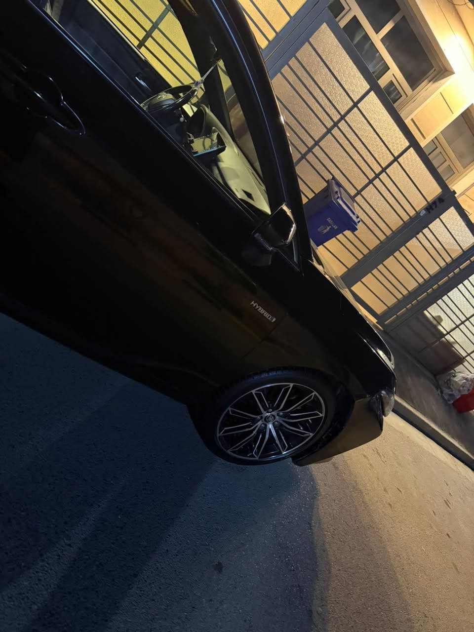 سلام عليكم افلون  ٢٠٢١  هايبرد xle فول الفول ماشية ٤٥ جاهزة من كلشي حادثه جاملغين او بنيد ورقم شاصي ناشرة بلمنشور سيارة مواصفاتهة معروفة فول رقم بغداد الدولي الجديد تحويل مباشر وسيارة جاهزة من گير او مكينة او حدادية جاهزة بدون اي نقص 

السعر   ١٩٨ وبيه مجال
مكان السيارة معارض البياع
***********
