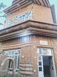 بيت للايجار مكان حله سيف سعد شارع غسل ايجاره ٢٥٠  تواصل رقم 0776300173...