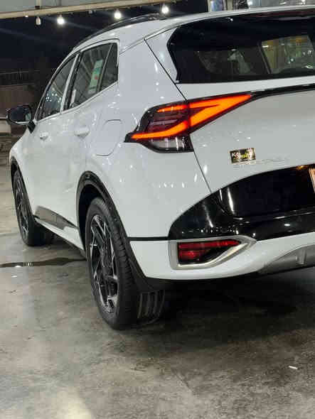 كيا سبورتج 2025 جيتي لاين فول الفول ضمان دوليه ماشيه الف فقط  كفاله عامه مرقم بغداد مواصفات الفول كشن تدفئه تبريد تشغيل عن بعد بصمه كشنات جلد كهرباء باب خلفي كهرباء مواصفات الجيتي المعروفه السعر 38,500,000 مليون دينار عراقي مكاني بغداد الكريعات ***********
