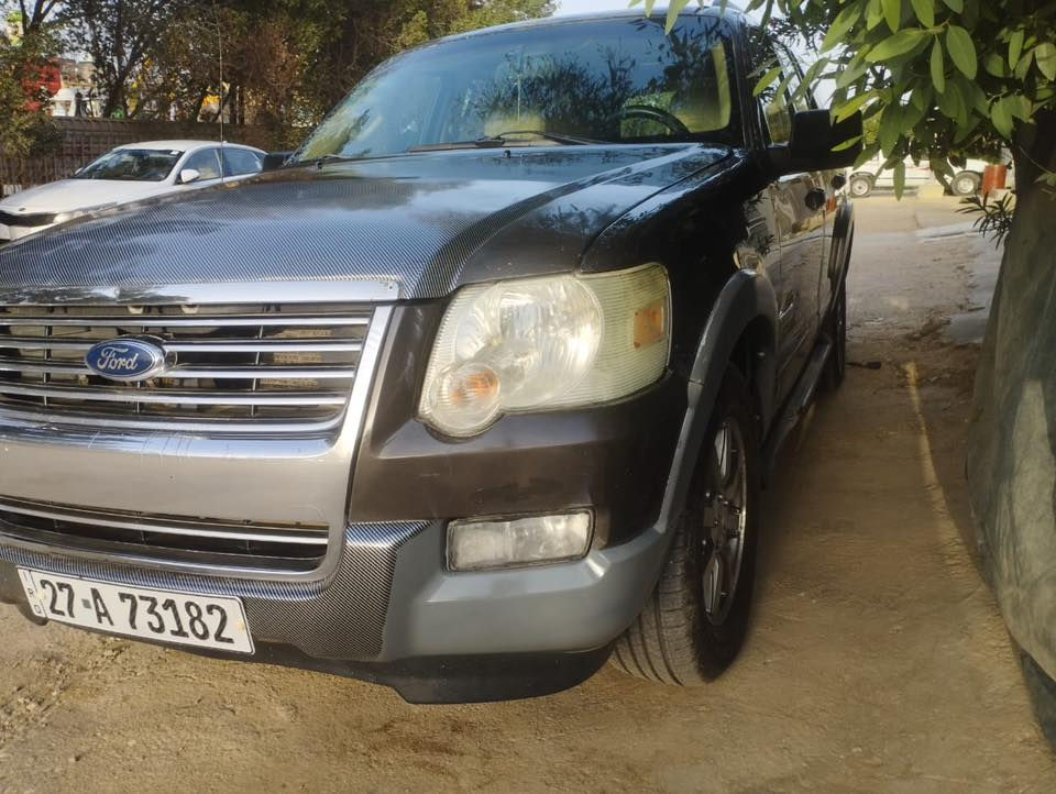 فورد ٢٠٠٦ للبيع 
السعر ٦٠ 
ب اسمي ناصريه مركز


**إذا كنت صاحب هذا الإعلان وتريد حذفه لأي سبب، رجاءا أرسل رسالة إلى الدعم الفني**