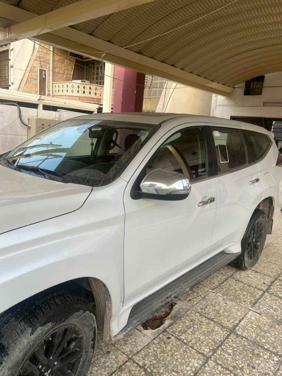 باجيرو سبورت رياضي 2020 سبعه راكب فول مواصفات فور ويل شاشه فتحه بصمه جلد احمر مكفوله من كلشي كير محرك عده صبغ الباب الخلفي اثر شخوط ماشيه 110
مكانها بغداد الجديده
*********** السعر 200 بيها مجال بسيط
