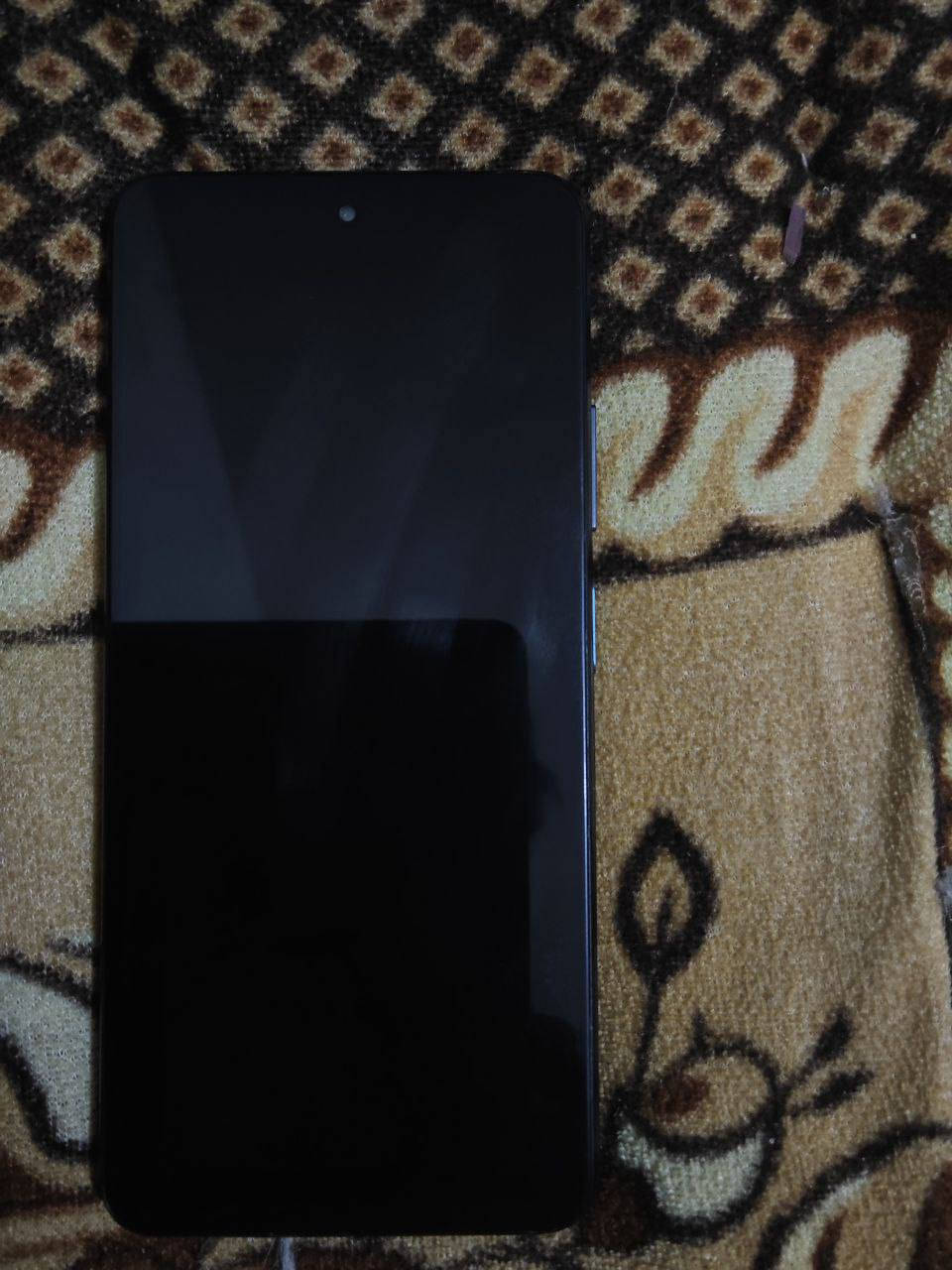 سلام عليكم 
Poco M4 pro 5G 
جهاز جديد كامل المواصفات 
بطاريه 5500
128 كيكه بايت
كامره 54 mp
شاشه 120هيرتز
ببجي 60 فريم
بصمه اصبع و وجه
سعره ب175 الف وبي مجال 
رقمي *********** واتساب
مكاني كربلاء
