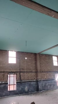 وبركاته بإذن الله سنباشر بعمل الجبس بورد لسقف المسجد على شكل أسهم لإكم...