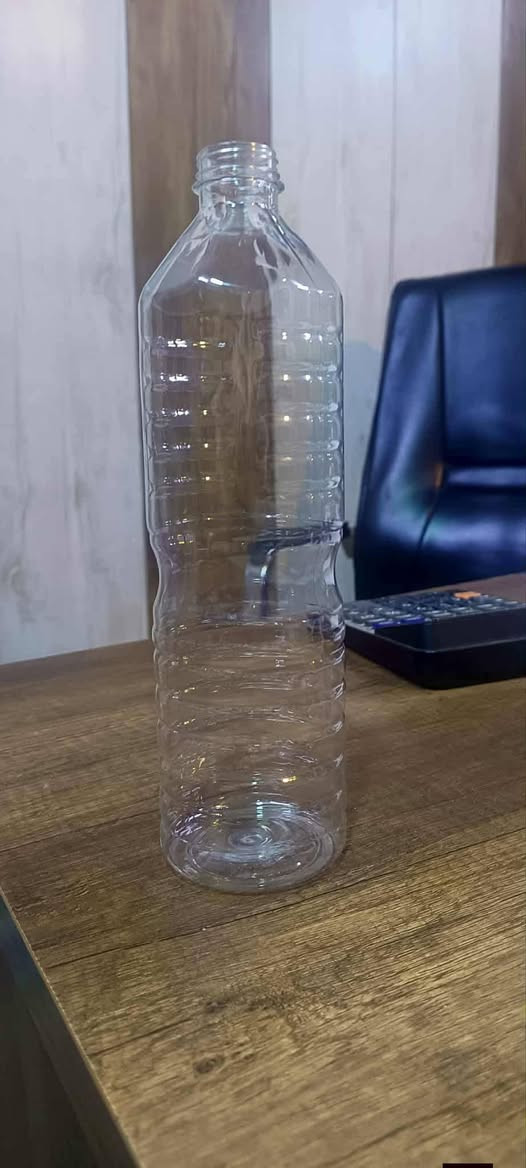 . #رجعناكم من جديد بالعرض الاقوى
معمل الباز الابيض لصناعة العبوات البلاستيكية 
بطل 1لتر- بطل 1وربع- بطل ١،٤٠٠ بطل- نصف لترخل -نصف لتر ليمون-نصف لتر معطر -نصف لتر زيت الزيتون-بطل نصف لتر عصير-نصف لتر -بطل 300دبس رمان_ بطل ٣٣٠مل  -بطل ٤٠٠ ملم-بطل ٤٠٠مل صابون -بطل ٢٥٠مل علبة كبسول٢٥٠مل- بطل ٢٠٠ملم -علبة ٥٠مل- علبة ١٠٠مل _علبة ٣٠مل_علبة٢٠ مل- بطل صاص٣٣٠ -دبة زاهي ٢.٣٠٠لتر، دبة ٢.٧٠٠لتر، دبة٣لتر ،دبة ٤ لتر ،دبة ٥ لتر ، بطل زاهي ١لتر بطل زاهي ٩٠٠مل بطل زاهي ٧٠٠ مل  
اقل طلب 3000قطعة  
جوده عاليه 
جمله 
يوجد حمل كنترة على محافظات اقليم
يوجد توصيل نقليات كركوك _اربيل_دهوك_سليمانية_بغداد
يوجد  توصيل للكميات الكبيرة 
#للطلب والاستفسار  مراسلة الصفحة 
واتساب 📞 ***********
اتصال 📞. ***********
#العنوان : موصل-صناعة الايسر-شارع ٦٠
