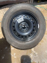 تايرات كاملات • نضيفات • جيب ٢٠١٥