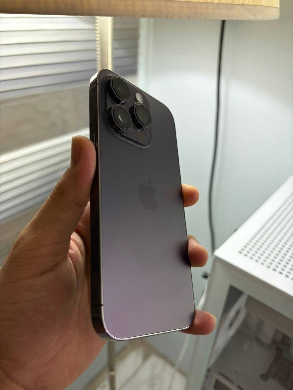 السلام عليكم
IPhone 14 pro 
لون بنفسجي وتر مداخل تصليح بطاريه 84
ذاكره128 باكيت ملحقات 
مراوس ب 14promax
13promax نضيف 
وفوك مو جوه ل13promax
واتساب وخط موجود بكل وكت
***********
