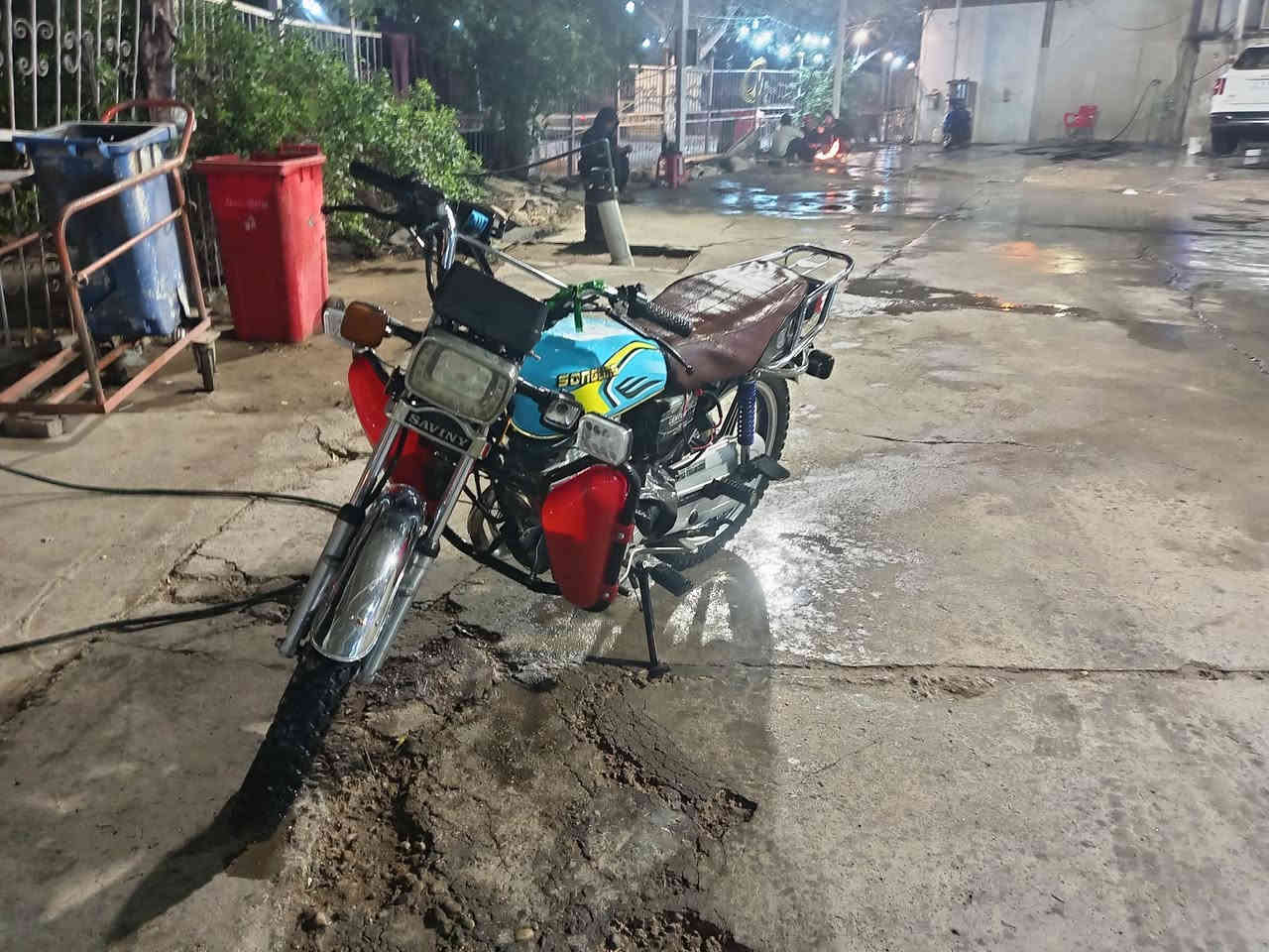 السلام عليكم  هاي دراجه زيرو ماشيه 16,000 مكان بغداد الكاظميه دراجه اي نقص ما بيها ***********
