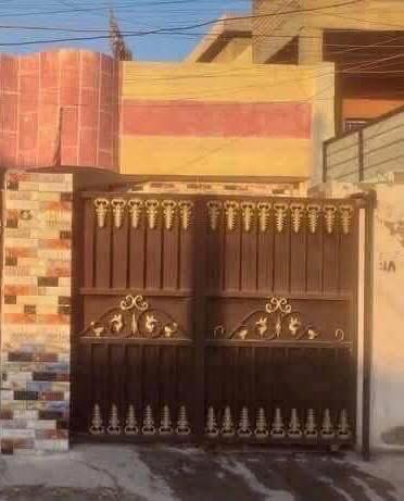 السلام عليكم دار للبيع مساحته ١٠٠م و٥نزال ٢٠بناء حديث الكماليه  المعوقين طابق واحد يحتوي على كراج استقبال صاله غرفة نوم وخدمات بناء حديث   حالياالسعر٩٥ مليون  بي مجال المراجعه مع مكتب دلالية ابو فراس العتابي *********** وابو محمد الشمري ***********
