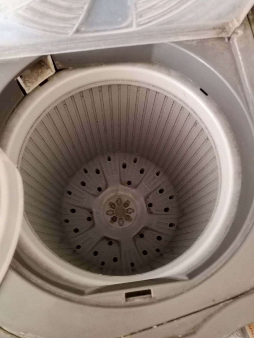 غساله يخبل غسلها سعر 70
سنك سعر70
ثلاجه 125
طباخ 40
مكان البياع التراث 
الي يريد يتفضل خاص اسعار بيهن مجال


**إذا كنت صاحب هذا الإعلان وتريد حذفه لأي سبب، رجاءا أرسل رسالة إلى الدعم الفني**