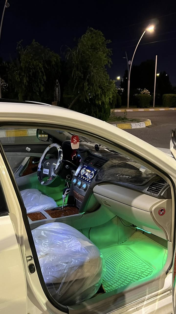السلام عليكم 

للبيع 

كامري خليجي 2008 محرك 2400 

مواصفات GLX 

فول مواصفات سلطنة 

فتحة سقف 

تحكم ستيرن شاشة وكامرة

وحساسات  كشن كهرباء داخل صاج
تبريد قطعتين 

 بردة خلفي ABS بجم زينون 

تخم تايرات صدر بطارية  كله شرط 

السيارة بدون نواقص خير من الله 

وبالعافية على الياخذها 

السيارة بيها بنيد مبدل بدون قطرة داخل  وجوا تريشه باب السائق كلير أثر شخط والباقي مكفولة كفالة عامة 
رقم سليمانية الدولي سنوية كله جديد 
شرط التحويل والغرامات  
العنوان / تكريت 
*********** خابر وبخدمتك
