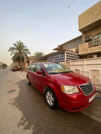 تاون كانتري • ٢٠٠٩ • محرك ٣٣٠٠