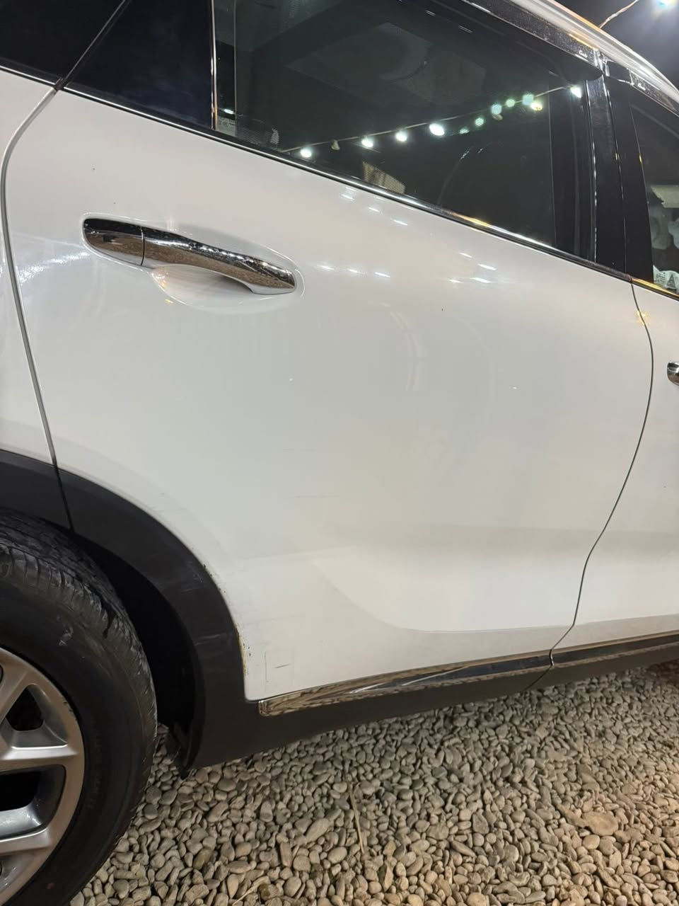 سورنتو خليجي 2017
فول مواصفات 
طخة صغيرة بلباب واضحه بلصور
السيارة موجوده برمادي 
اي استفسار اكثر
***********
