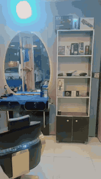 متوفر للبيع محل حلاقة قرب مول الباقر نهايت حي العامل تجاري على الشارع العام
المحل يباع مع مستلزماتة كافة للاستفسار
***********
