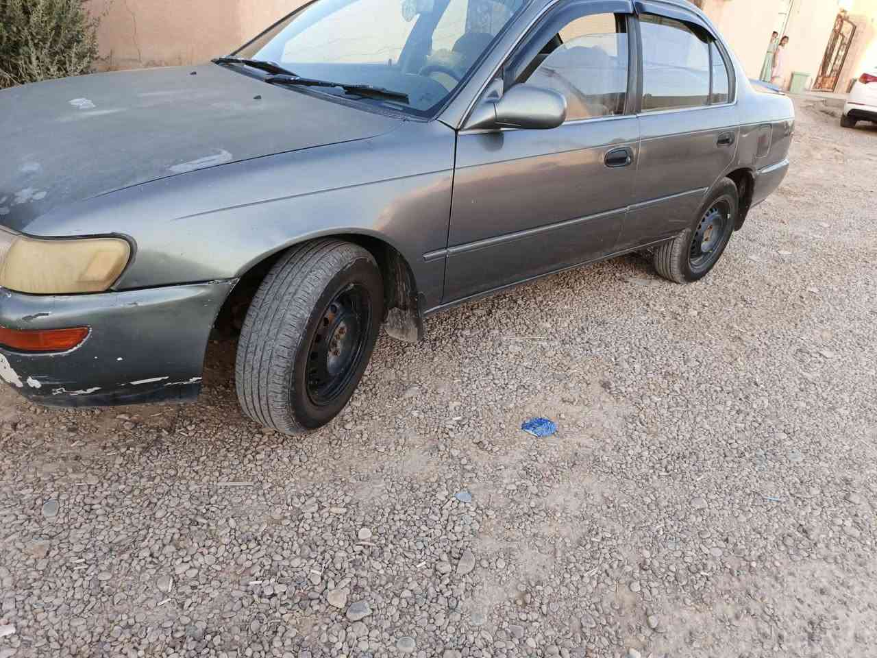كورلا 92.محور
سنويه عضم عاج 
ساقطه قبل شهرين 
تحويل مباشر 
محرك بي بدايه صرفيه كير شرط 
صدر جديد تواير 4 جديد 
السعر المطلوب 45 وبيهه مجال 
رقم الهاتف *********** غير متواجد عل فيس
