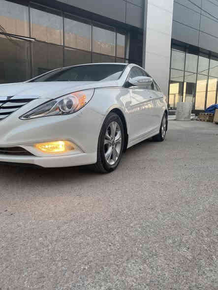 سلام عليكم ورحمه الله السياره للبيع فقط ملاحضه اني مكلف بل النشر لاتصال ع الرقم 
سونتا مضلع مديل ٢٠١١ خليجي السياره مكفوله من حادث وتبديل والصبغ بيها جلاتين جارد السياره جاهزه كير محرك حداديه تبريد سياره مابيها نقص مال جناي 
رقم السياره نجف مشرع وطني سنويه نافذه تحويل مباشر 
مكان لسياره النجف لاشرف السعر ١٠٨ ماكو هيج سعر لو تفر لسوك كله   
***********
