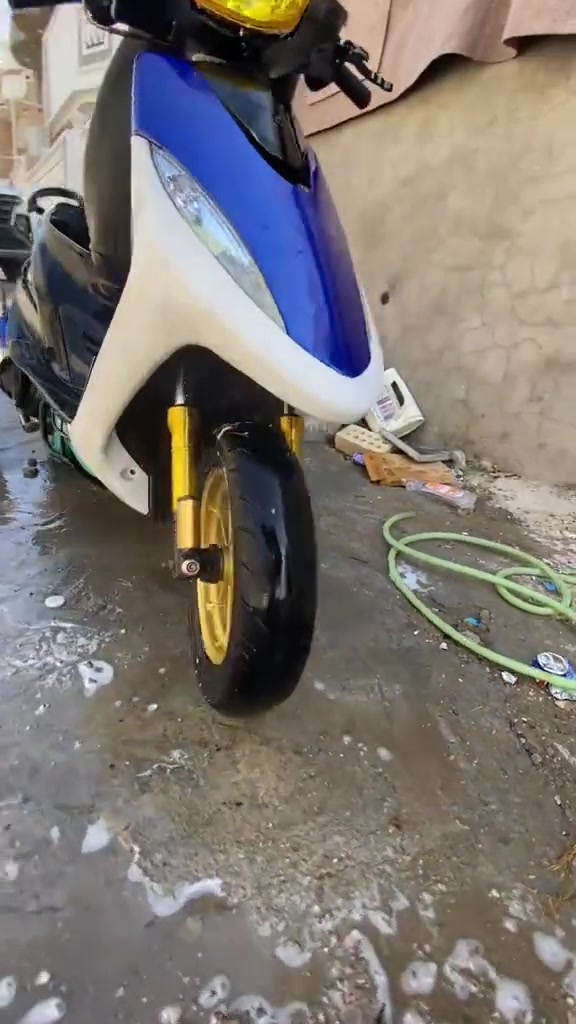 سلام عليكم درجة ماكس عدله بوشه 56 شلع ومعدل فول درجة نقصه بس كتف شحن سعره 5الف مكاني بغداد التاجي جسر السايلوه رقم *********** بي واتساب
