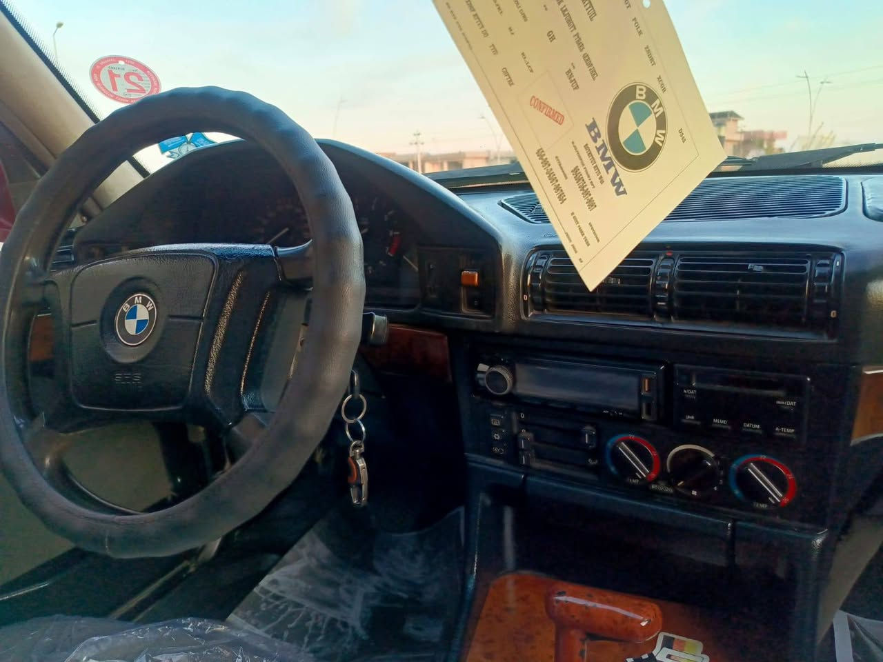 السلام عليكم
525
مسكر فانوس 
مكينه كير جاهزة 
تخم  تاير جديد  
دسكات وصدر امامي خلفي جديد 
فيت بم جديد 
سلايت شغال 
داخل مخمل  
مكانهه بغداد 
تحويل مباشر 
هزة جديدة 
الشراي يتصل 
***********
السعر 70
وبيها مجال
