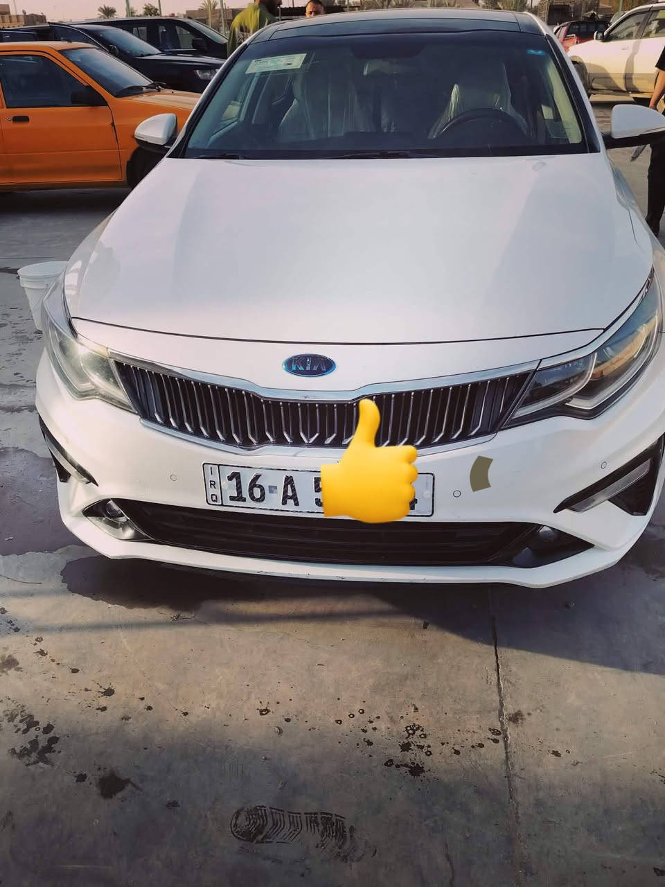 السلام عليكم ورحمة الله
الحلـوة للبيـع 
نـوع السياره  : Kia Optima
الموديل  : 2020
خليجـي
Vib  1/1  
كفـالة عامه  من صبغ وضربه وتبديل وفتح   ..
سونارها موجود 
رقم قادسية أنكليزي  هزة جديدة سنوية لغاية 2029
راعيها بالديوانية
مكان السياره ديوانية 
تفاصيل السياره  :
, ✅ محرك 2400 دوش
✅بصمة تشغيل
✅بصمة أبواب 
✅بنوراما  ( فتحة بالسقف )
✅شاشـة كبيره ( بلوتوث _ انترنت )
✅تبريد قطعيتن  ثلج  + تدفئة 
✅كشنات كهرباء جلد بلادي .
✅حساسات امامية خلفية 
✅كامرات  خلفية 
✅ترحيب عند الاقتراب 
✅مرايات شفط مرئي
✅كشنات خزن ميموري
✅تحكم ستيرن
✅تحديد مسار
✅قفل سرعه

بعد بيها هواي مواصفات
سياره نضيفة   
الاستفسار أكثر او معرفة السعر الاتصال على الرقم (***********)
