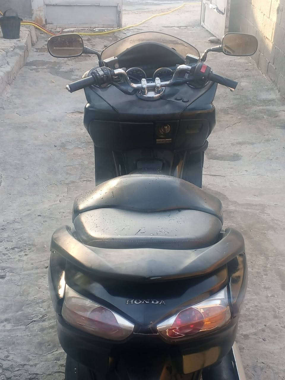 سلام عليكم دراجه 010.دراجه. تخبل. دراجه. كامله مال. بيت يعني.. ما متعوبه. ملاحضه دراجه مصبوغه.  دراجه مكينه كهربائيات مكفول كلجات مكفوله دراجه خير من الله  السعر المطلوب (1100) وبيه. مجال لطيبين. مكاني. بغداد مدينة الصدر  منطقت الشماعيه. رقمي ***********
