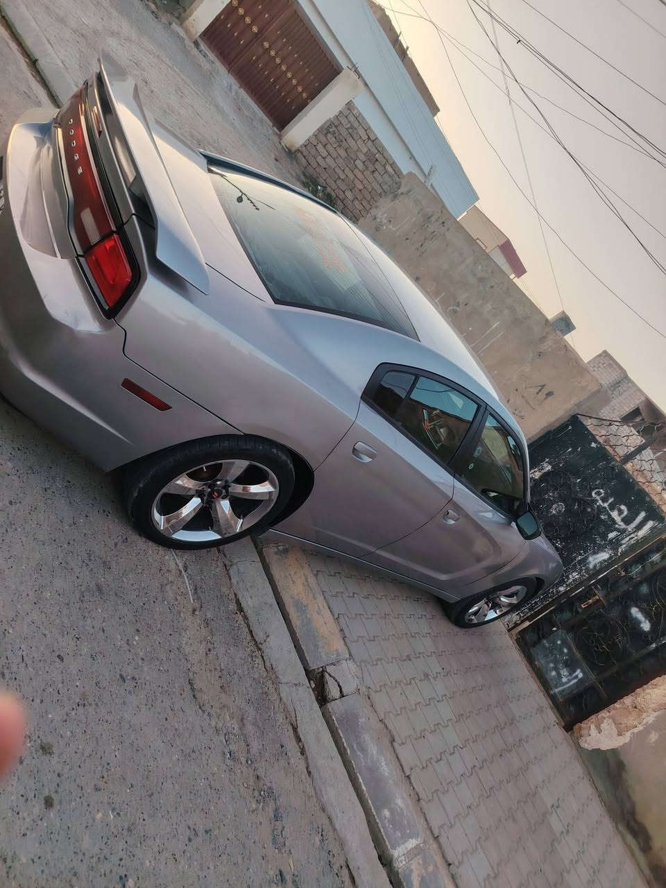 جارجر موديل 2013 أدوات مكصوص محرك 3600 تبريد ثلج  قطعتين كشانه كهربائية تخم تاير جديد لايت زينون نشاط فول كهربائيات كله جديد سياره جديده مال جناي احلا من الصور متوئم كامل السعر المطلوب 56 وبيها مجال للشراي بيع فقط مكان سياره صلاح الدين بيجي رقم الموبايل ‏‪***********
