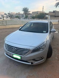 سوناتا ٢٠١٨ • محرك ٢٠٠٠ • مقاعد جلد