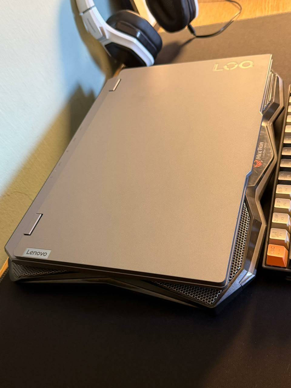 لابتوب لينوفو loq 83jc
R77435hs

جيل 1712 ثماني النواة يعادل

8gb vram 4070 كرت شاشة

Ram ddr5 16 gb

M.2 512

Fhd 144hz

اللابتوب نضيف جدا وياه كارتونة وشاحنة

اصلية والبطارية بحالة ممتازة (95)

السعر مليون و 550الف دينار ومستحيل تلكا
ارخص

مكاني بغداد

بيه عيب واحد ان دكمة علامة الاستفهام

تنشلع بس تشتغل طبيعي
رقمي ***********
