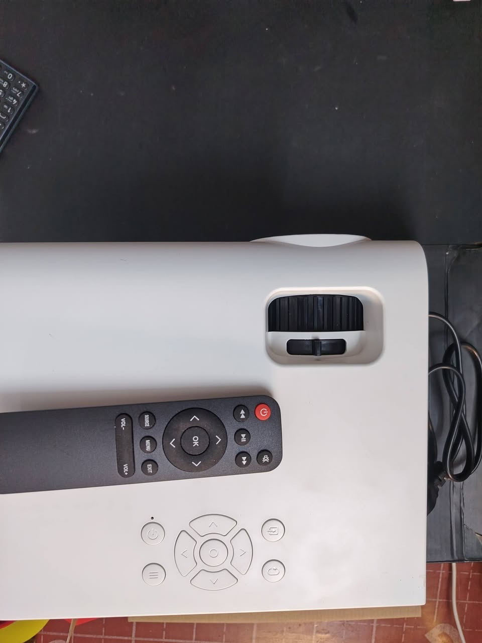 السلام عليكم داتا شو حجم كبير تدعم وايفاي وبلوتوث.. برامج نتفلكس ويوتيوب.. محقاتها ريمونت وكيبل التشغيل
للاسف يشتغل الباور بس ما تخرج صورة منو تفيدة اعلى سعر وبالعافية الجهاز جديد غير مستعمل


**إذا كنت صاحب هذا الإعلان وتريد حذفه لأي سبب، رجاءا أرسل رسالة إلى الدعم الفني**