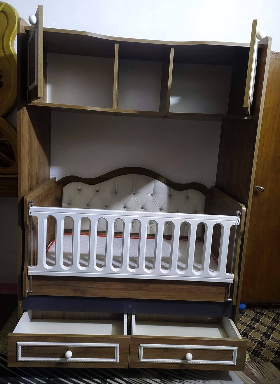 چربايه  مالت أطفال
تأخذ من ( عمر يوم واحد / إلى عمر خمس سنوات ) 
نظيفه تركيه 
مرتبه وحلوه 
السعر ( ١٢٥ الف )  وبي مجال بسيط

ومعه دوشك ضغط اصلي بعدة بنايلون
المكان / نجف ( ناحية العباسية)
للاستفسار مراسلة الرقم واتساب 
***********
