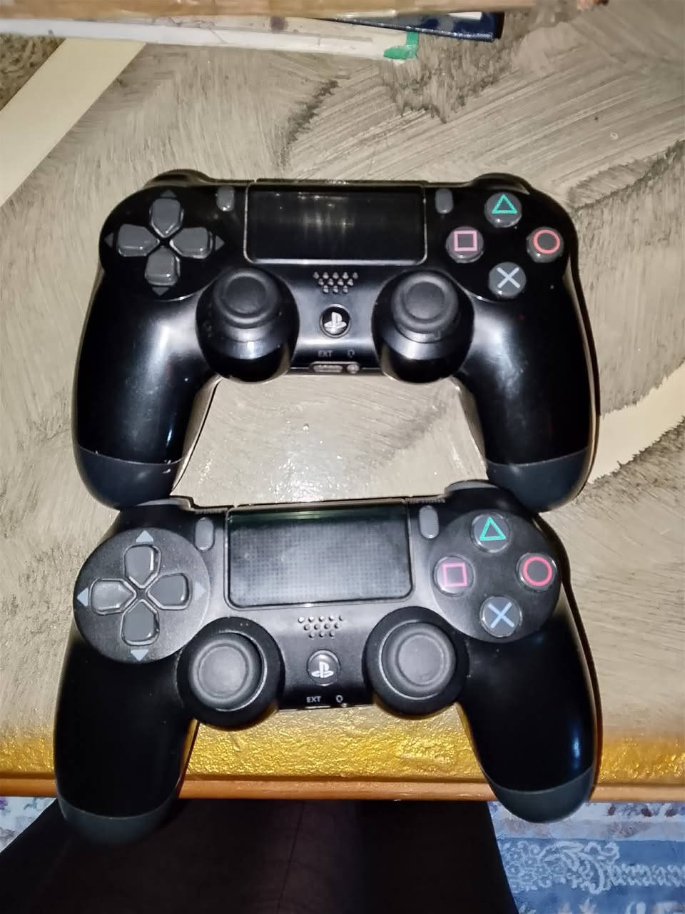 سلام عليكم للبيع Play  Station 4 PRo
ذاكره تيره 
الجهاز مهكر بي 10 ألعاب كلهن قويات 
دبل جوستك وحده اصليه مال جهاز والثانيه جديد 
شرط ما مفتوح 
مكاني بغداد المحموديه 
سعر 320 
للاستفسار ‭0786 443 5872‬
ملاحضه اخوان إني مكلف بل نشر 
الشراي يتصل عل رقم الولد صاحبه
