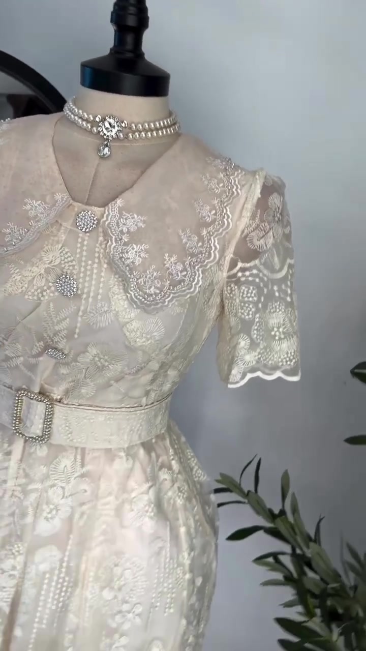 فستان كيبور يجنن 🙈💞
الطول 119 سم 
السعر :60 الف 
القياسات S M L Xl Xxl⁩⁩⁩


**إذا كنت صاحب هذا الإعلان وتريد حذفه لأي سبب، رجاءا أرسل رسالة إلى الدعم الفني**