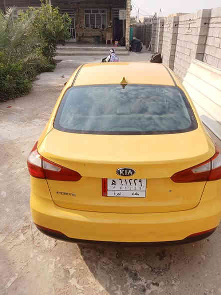 سلام عليكم     فورتي موديل 15 حادث جاملغ اليسر مبدل
سياره اليبل واحد عده جاملغ اليسر فقط
 فقط بدون دواخل مكينة دوش 2000 تبريد ثلج تدفئة سياره نص فول تحكم جهتين شاشه نضام ايكو دوشمه جديده الاستفسار اكثر تصل وتدلل سياره بسمي تحويل مباشر مكان بغداد جسر دياله جديد ***********
