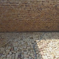 1-توفرت خباطه مع كادر صب   2-حادله حجم كبير-وصغير   3-كادر بناء بتلو و...