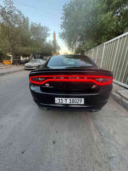 السلام عليكم 
جارجر 2015 فئة الsxt رقمها بغداد الجديد
السياره حادثها ابواب 2 عكس السايق تبديل اصلي بدون صبغ

 وبالعراق صار بيها صبغ بالباب  خلف السايق مثل ما موضح بالصور وبيها مكانات براد خفيفه

وصور الحادث موجوده بالمنشور  وعليها ويل 20  
مستعجل ع بيع السعر 173 وبيها مجال مكانها بغداد

رقم الهاتف ***********
