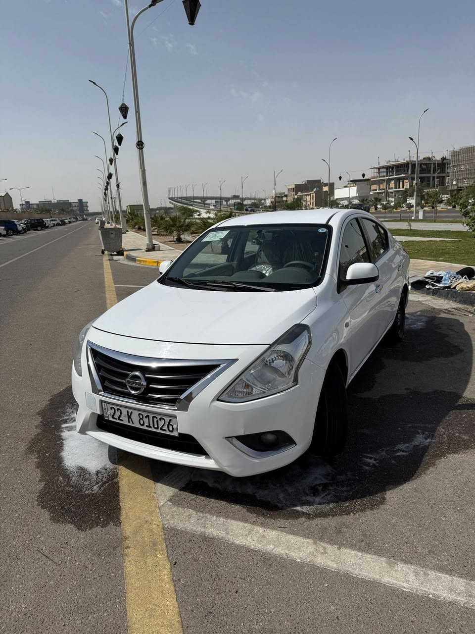 السلام عليكم نيسان صني هندي موديل 2024 ماشيه 148 الف السياره بيها صبغ نص باب العبري الأمامي السياره جاهزه من كلشي السعر 118  عنوان السياره البصره رقم التلفون ***********
