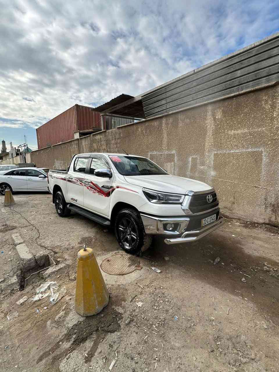 السلام عليكم بيكب هايلوكس 2024 مكفوله من كلشي سياره بحاله الوكاله بعدها داخل الضمان بعدلها تلث تبديلات دهن داخل الوكاله 
_ماشيه 10 الاف
-شحن لاسلكي
-بصمه شاشه جبيره
-كشاف بنيد
- كامره خلفيه
-دوشمه كامله ارضيه زائد كشنات جلد خياط ستيرن 
درع امامي خلفي 
-تاير جبلي 
رقم اربيل تحويل مباشر 
-السعر 36$
-*********** رقم الهاتف  غير متواجد عل نت
