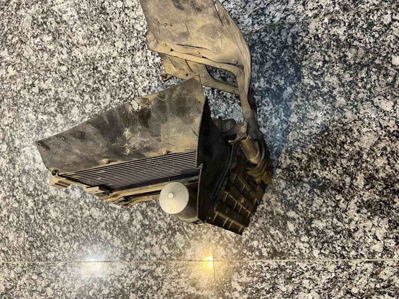 السلام عليكم للبيع راديتر مال كصه كنتر رقم***********
