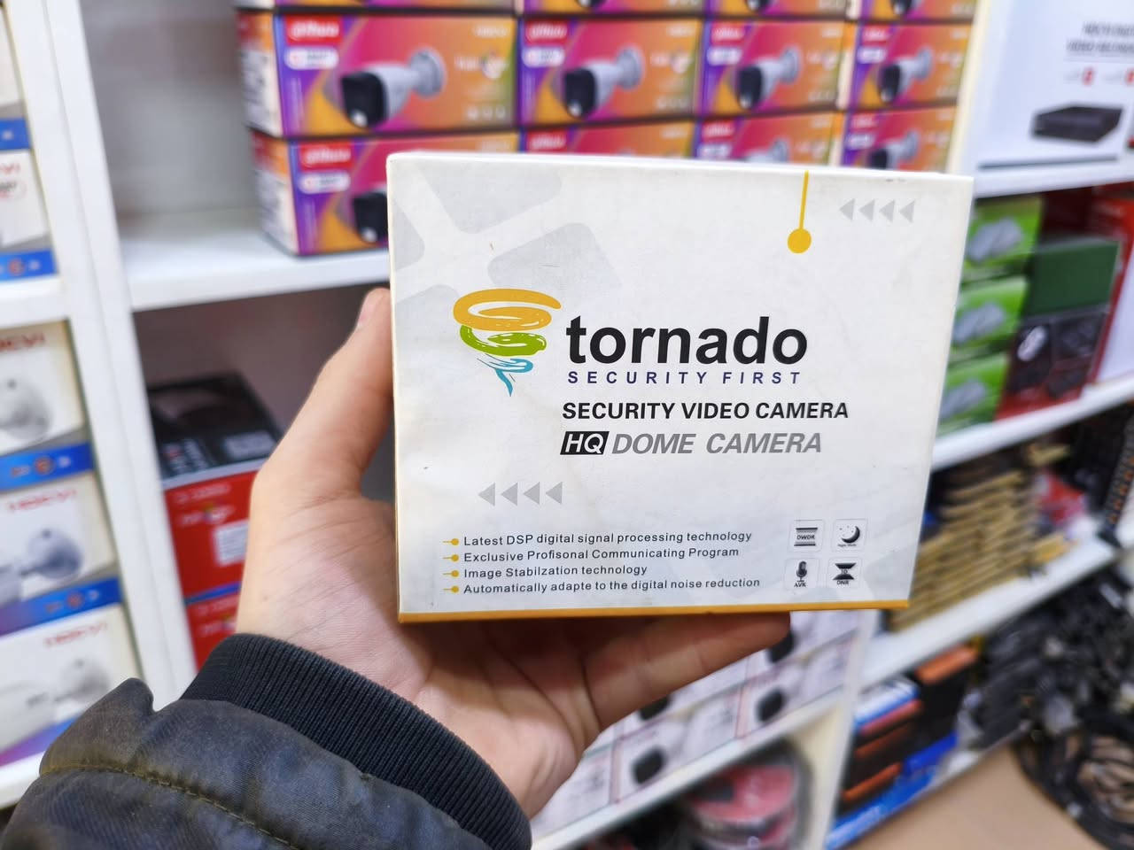 كاميرات شركه ترنادو بدقة 5ميغا بشكلها الخارجي او الداخلي متوافر داخل مكتب ديالى للكاميرات 
بأسعار تنافسية 🔥🔥
عنوان: بعقوبة_فلكه العنافصه_شارع الاسواق المركزيه_مكتب ديالى للكاميرات


**إذا كنت صاحب هذا الإعلان وتريد حذفه لأي سبب، رجاءا أرسل رسالة إلى الدعم الفني**