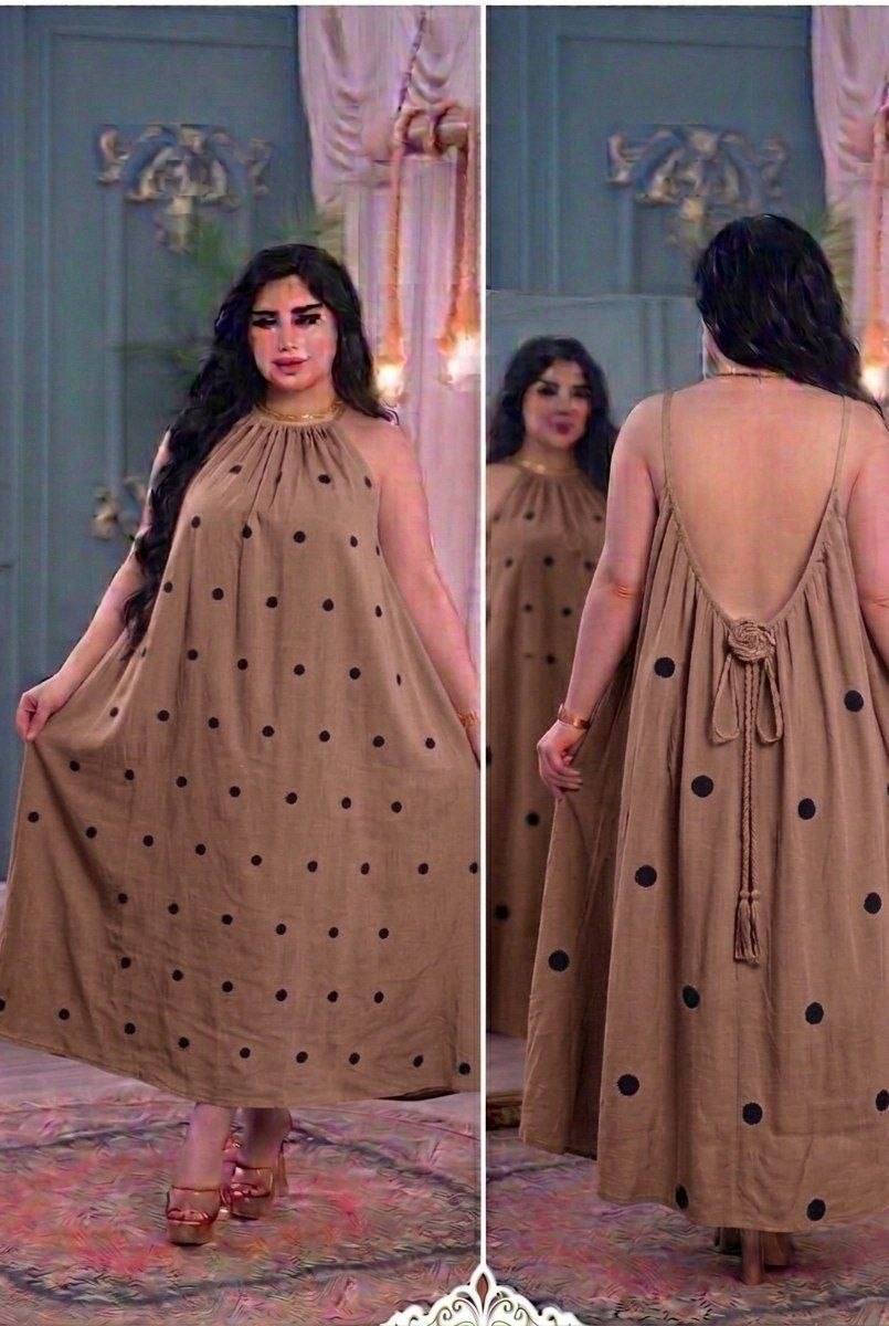 *فستان نسائي 👗✨*  
خامة *مارينا* درجة اولى  
*شرط الفحص* قبل الاستلام ✅  

مميزاته:
- امكانية التحكم بارتفاع الفستان من الظهر عن طريق الحزام المربوط 🎀
- *فري سايز* يلبس جميع القياسات 📏

*السعر جملة فقط:*  
الدزن 96 الف 💰  
متوفر حالياً 3 درزن

*توصيل لكل المحافظات:* 5 الف 🚚📦


**إذا كنت صاحب هذا الإعلان وتريد حذفه لأي سبب، رجاءا أرسل رسالة إلى الدعم الفني**