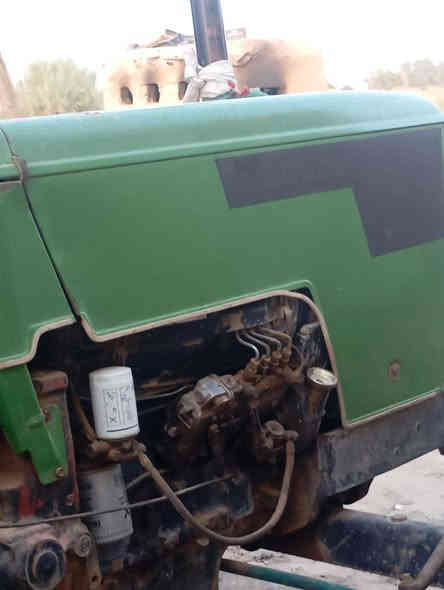 السلام عليكم للبيع مكينه سيرت مكفوله كفاله بدون سعر 7500 وبيه مجال مكانه الديوانية الحمزه الشرقي  ***********
