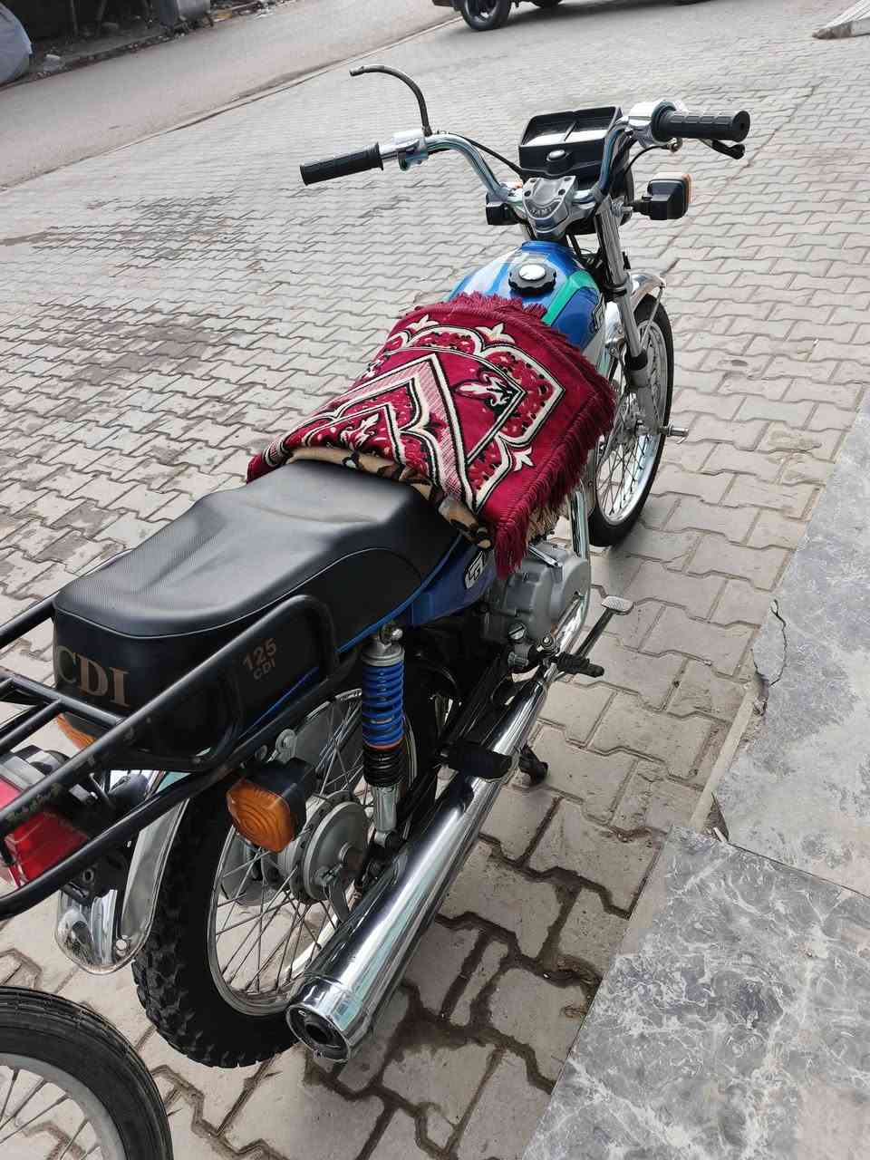 دراجه للبيع موديل 2021 اورق أصوله الوكيل العرضي السعر 600 الرقم الهاتف ***********
