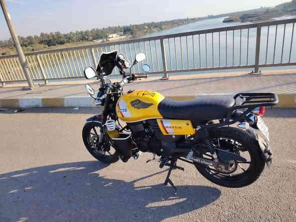 سلام عليكم 
للبيع دراجه دايوان لايتي  موديل 23 مرقمه ديالي 
مزوده سماعات لدات 
نضيفه ماشيه 8527 يعني بعده زيرو 
تايرات جدد دسكات جدد 
سنويه بسمي تحويل ثاني يوم 
مكاني بغداد 
*********** واتساب
