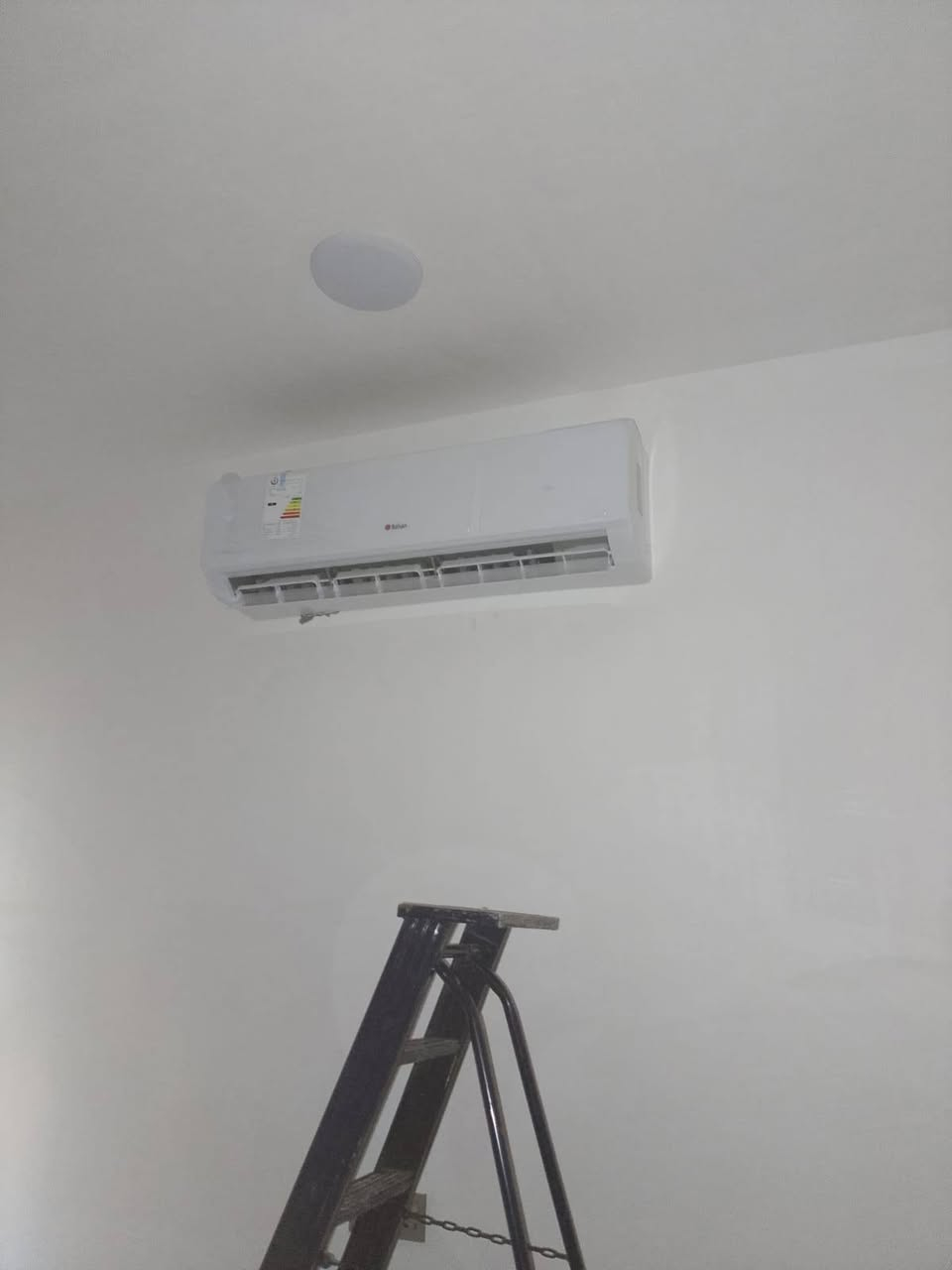 ياالله خير على الجميع/  تم تنصيب مجموع من السبالت بعدتت مكانات ومجمع اطارات تم تنصيب سبالت  الفيراتر غاز 410/ 
عدك سبلت تنصيب مع ضمان العمل / عمل الفاكيوم 👷

يوجد غسل موقعي وتنزيل  البارد وغسل الحار شحن/الغاز A410/R22 بنواعة
 فتح من مكان الى مكان اخر 
غسل مكيف صيانة
صيانة بي اليك 
تبديل الضاغط 
ماعليك بس الاتصال ونجيك للبيت بسعار مناسبه @إشارة 
بي وقت  العنوان ناصرية مركز  يوجد واتساب /*********** اي شخص يريد بيع سبالت اني اشتري منه @إشارة
