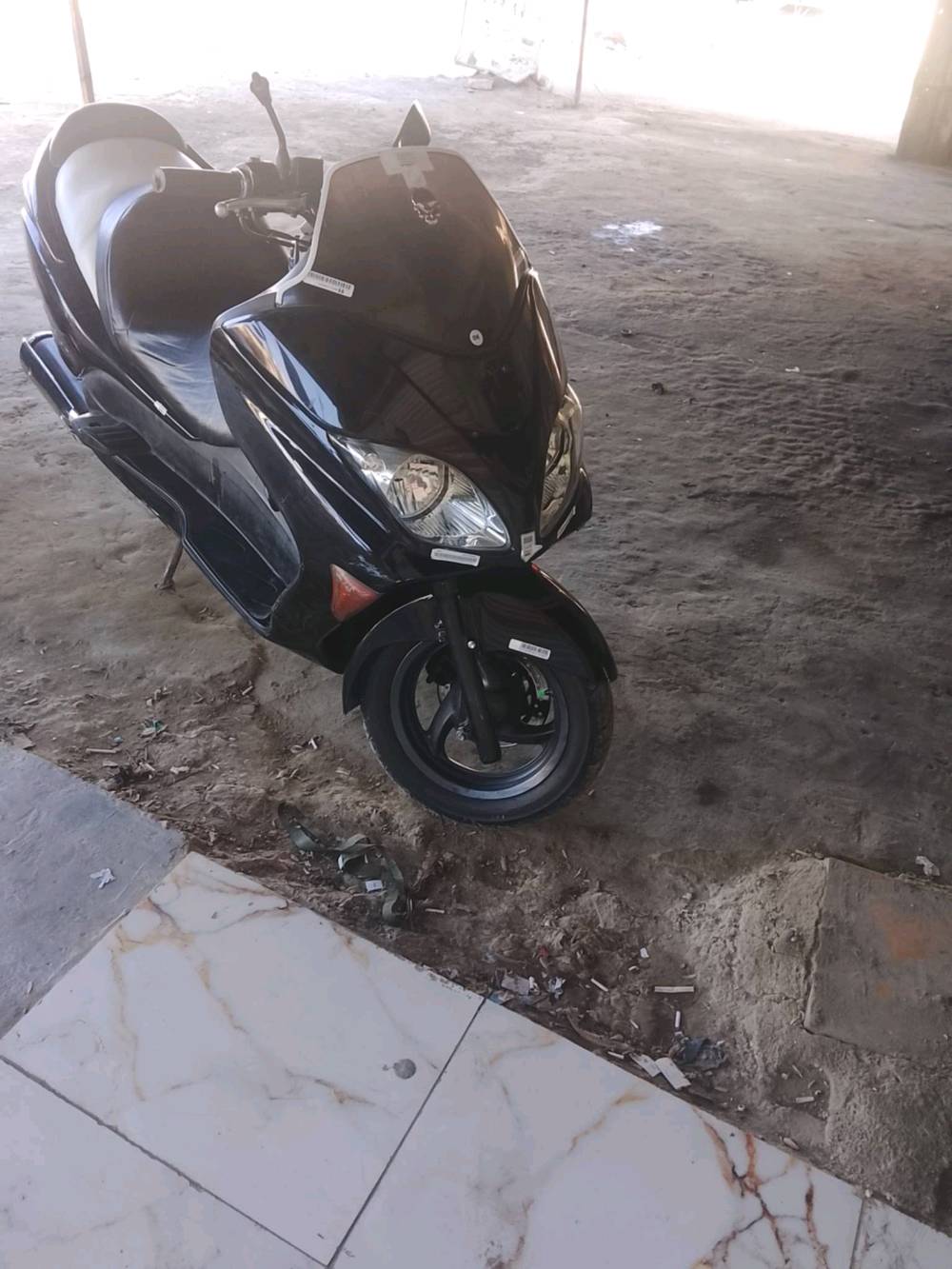 سلام عليكم فورزه 08   اوراق كامله كير شغال اني فاصله  جديده وبلاديه  ٣ اشهر من نازله رمبه ستان كهربائي بصمه   تخم تاير بلاديه دراجه كهربائيات كله شغال عالي ناصي كله عله وضع شركه  اشاير شلعه معدل فول ام بي ثري  مكان بغداد الاستفسار  ***********