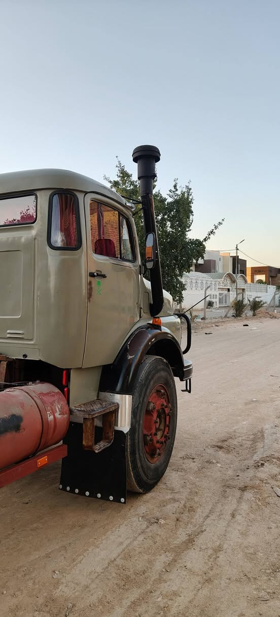 السلام عليكم قجمه للبيع موديل 80 مكفوله كفاله عامه من كلشي كلها شركه جديده كير مكينه شاصي اكسن  كله على شرط شاصي خام مامصبوغ قماره جديده مبخره تبخير بيسط جداً  رقم الانبار انكليزي مكان الاستفسار اتصال ***********
***********
