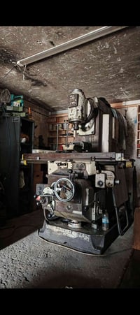 للبيع فريزه روسي رقم ثنين نظيفه جداً جاهزه للعمل عنوان بغداد باب الشيخ...