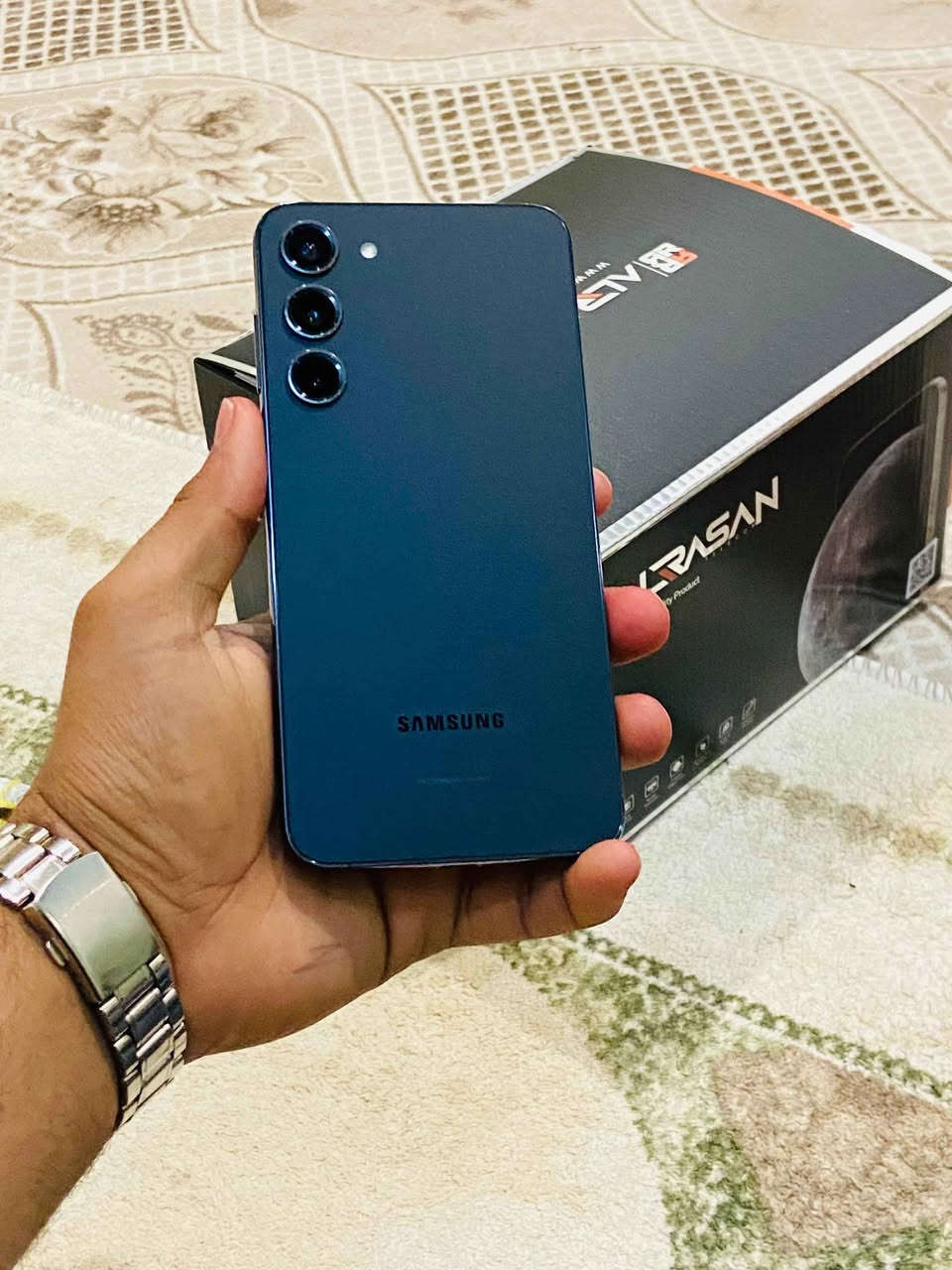 كلكسي اس 23 بلس 
ذاكره 256 عشوائيه 16 شرق اوسط دبل شريحة
عربي بالكامل  نضافه 💯
معالج سناب دراكون 8Gen2  ((ببجي 120 فريم))
كامره 50 ميكا بكسل بطاريه 4700
مكفول كفالة عامه شرط الفحص نضافتة 100%
كامل ملحقات عدا الكارتون 
السعر خاص

العنوان :النجف الاشرف 
واتساب فقط *********** النجف, العراق
