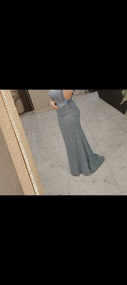 فستان للبيع اخذته 75واريده 40 يلبس وزن 74


**إذا كنت صاحب هذا الإعلان وتريد حذفه لأي سبب، رجاءا أرسل رسالة إلى الدعم الفني**