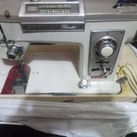 مكينة خياطة • خياطة وتطريز • جكوك بغداد