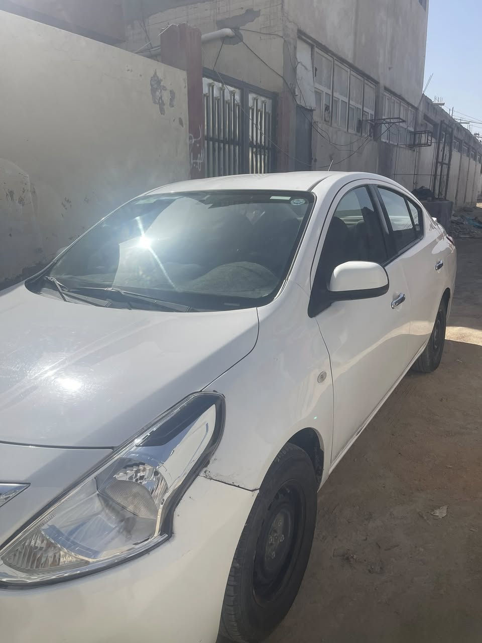 السلام عليكم نيسان صني كفالا عامة من الصبغ بيها بس بل طعجة وما مصلحة على بلاد الشركة سعرها108وبيها مجال بسيط رقم تلفوني ***********
