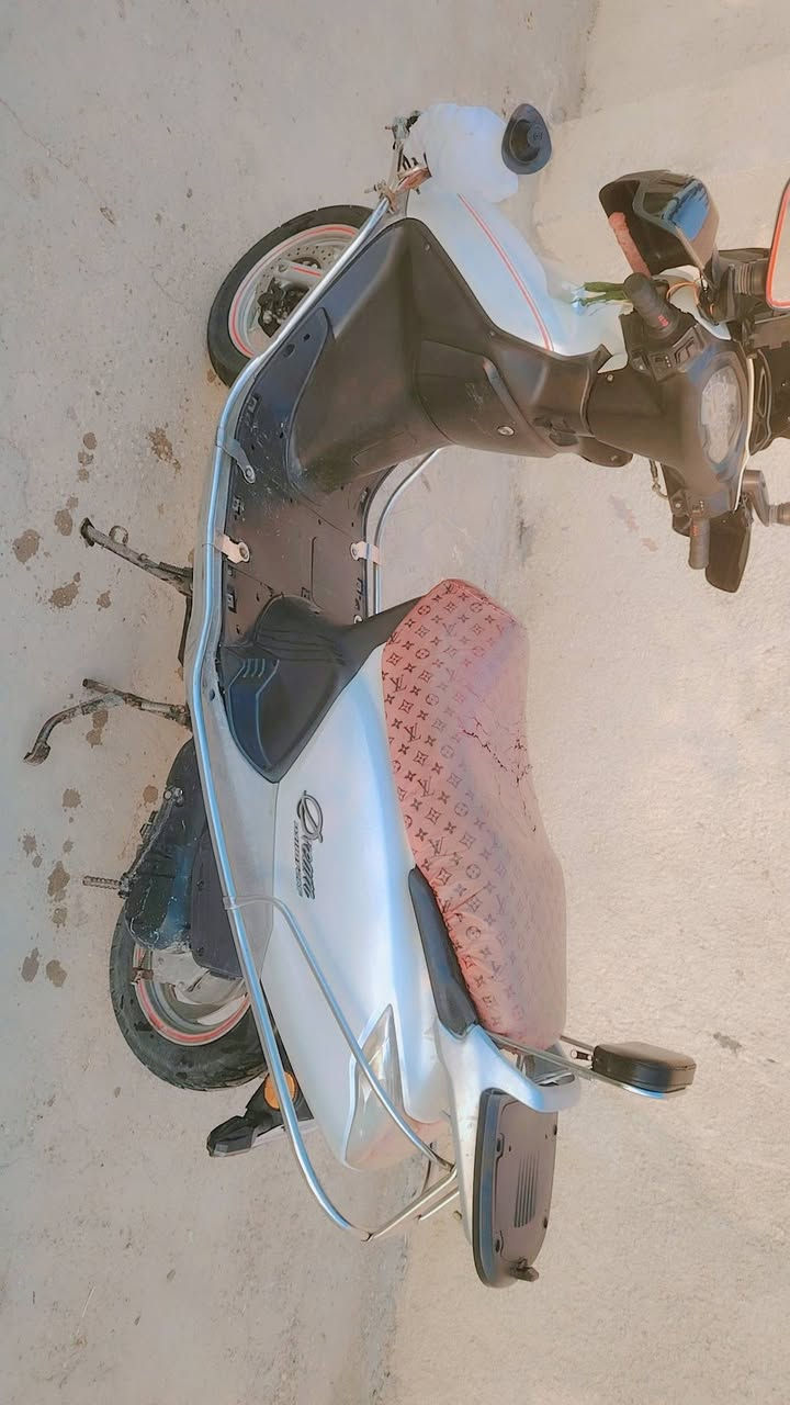 سلام عليكم دراجه لبيع 20/22/***********
